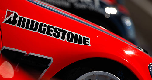 Bridgestone - модная грузовая автообувь